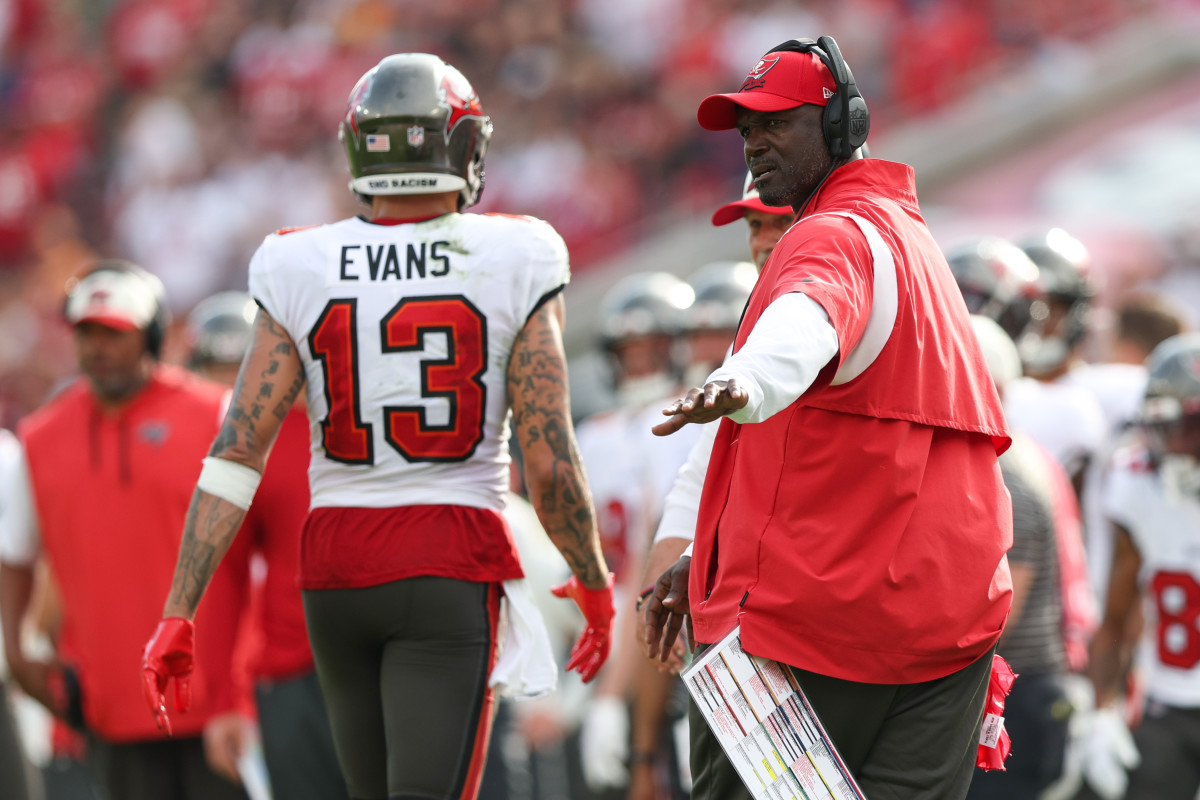 NFL Analyst Suggests Buccaneers Should Trade Four-Time Pro Bowl Wide ...