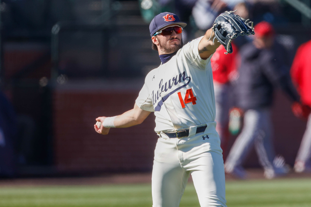 Auburn baseball picks up run-rule victory over UNA