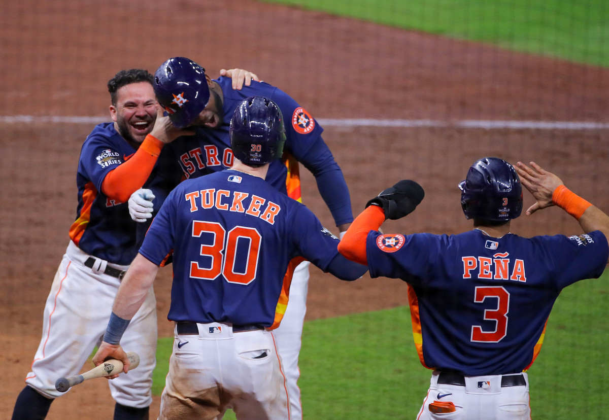 Houston Astros: Four players commit to Dominican Republic for WBC