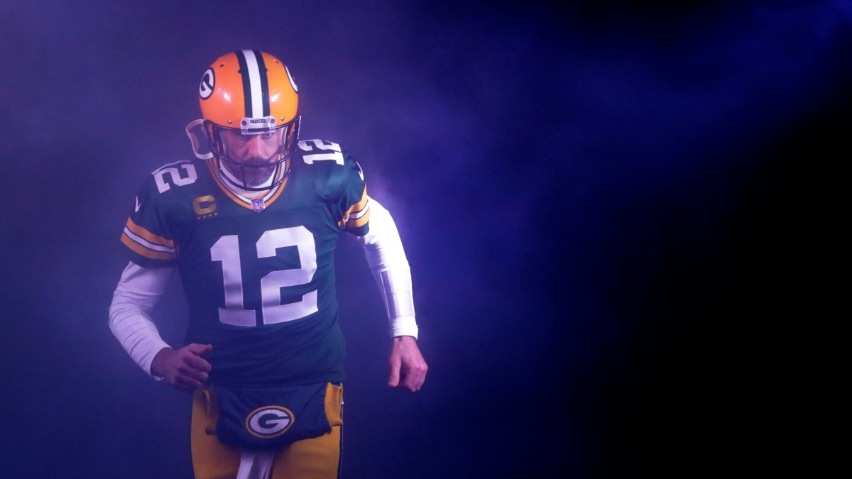 Having Emerged From Darkness Retreat Has Aaron Rodgers Seen The Light