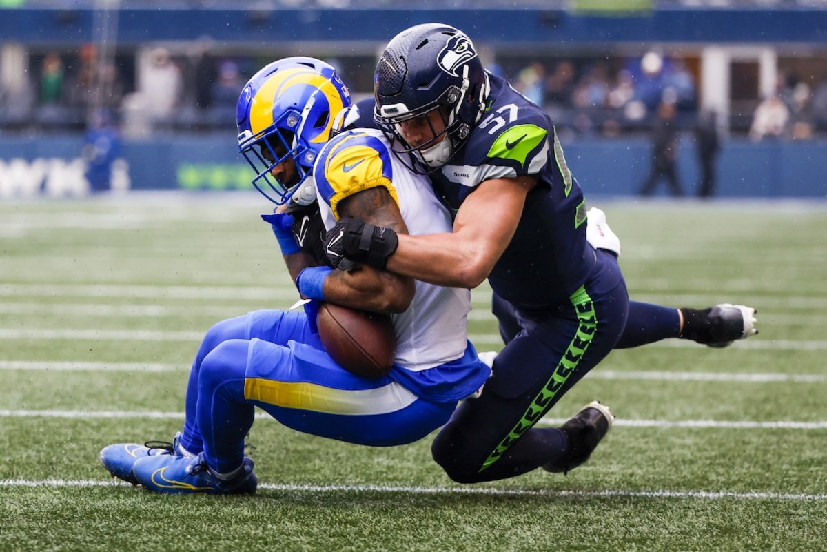 Aaron Curry Opens Door To Bring Young Seahawks LB To Pittsburgh ...