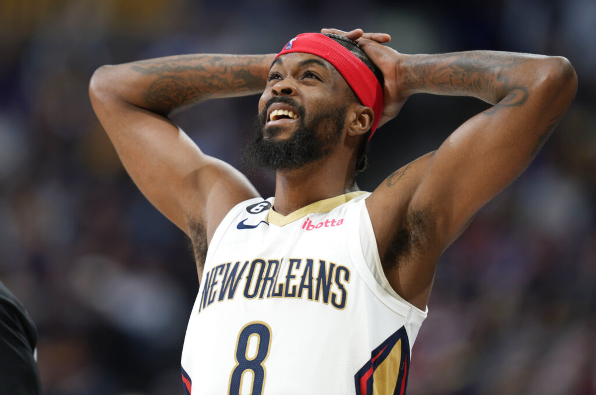 New orleans best sale pelicans nola meaning