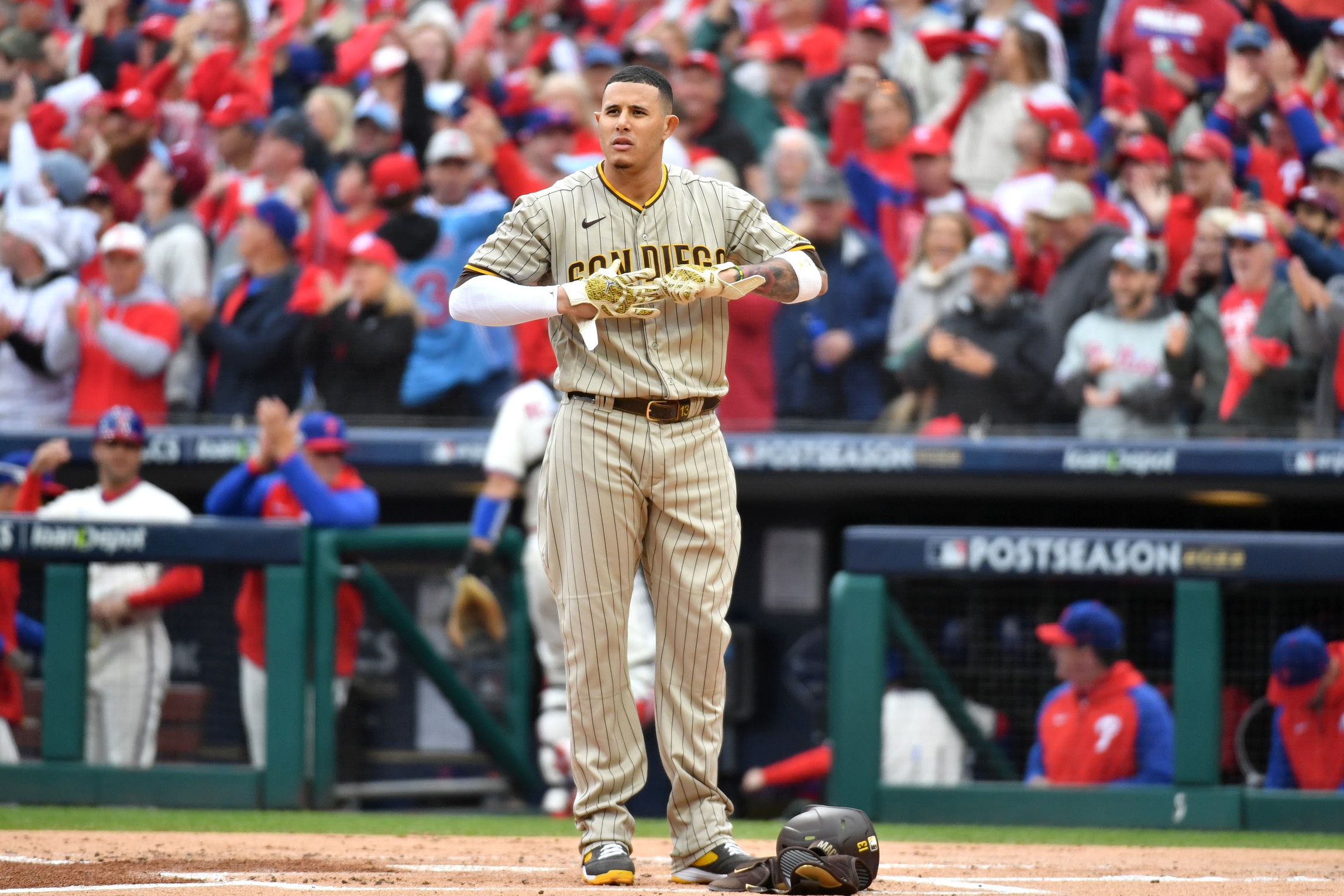 Padres' Manny Machado commits first pitch clock violation of MLB spring  training – NBC Sports Chicago