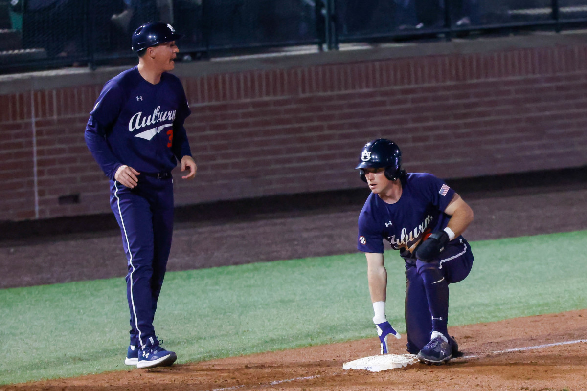 See Auburn's Cole Foster homer both sides of plate vs. SELU baseball