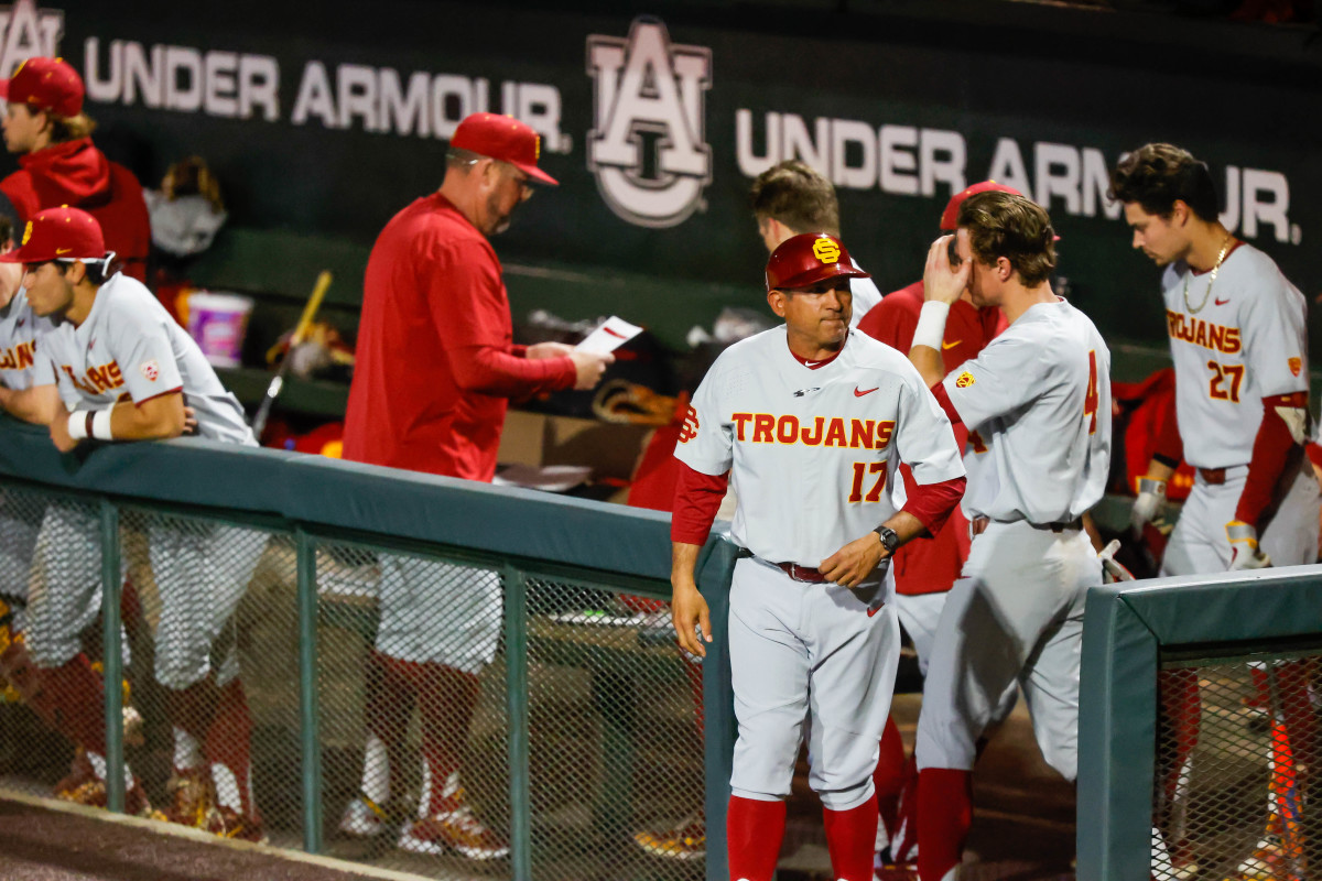 Baseball prepares for 2019 season opener series - Daily Trojan