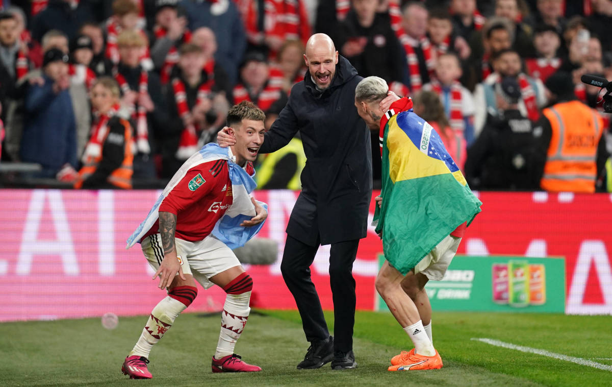 Erik ten Hag dances at Wembley after Man United win EFL Cup final - Futbol on FanNation