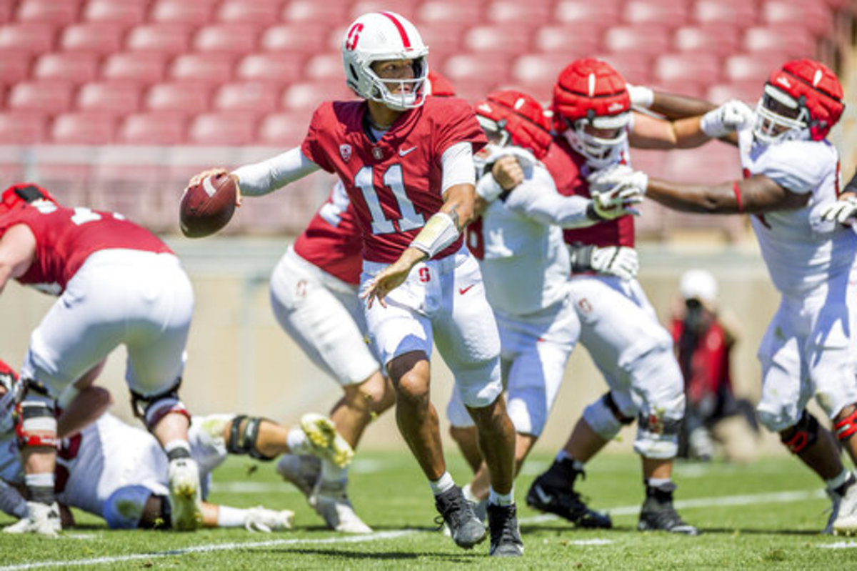 APRIL 09: Stanford Cardinal quarterback Ari Patu (11) scrambles during the Stanford college football Cardinal & White Spring Game on April 9, 2022 at Stanford Stadium in Palo Alto, CA. (Photo by Bob Kupbens/Icon Sportswire) (Icon Sportswire via AP Images)