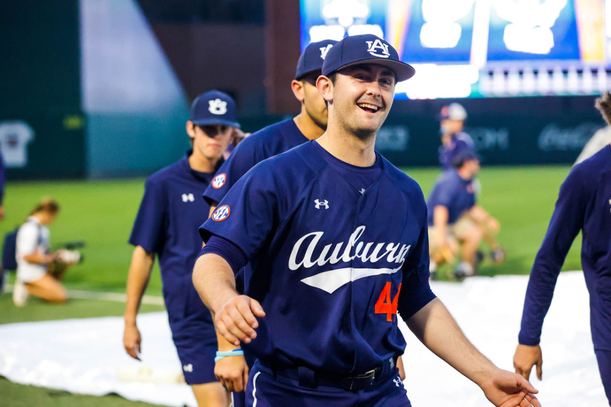 See Auburn's Cole Foster homer both sides of plate vs. SELU baseball