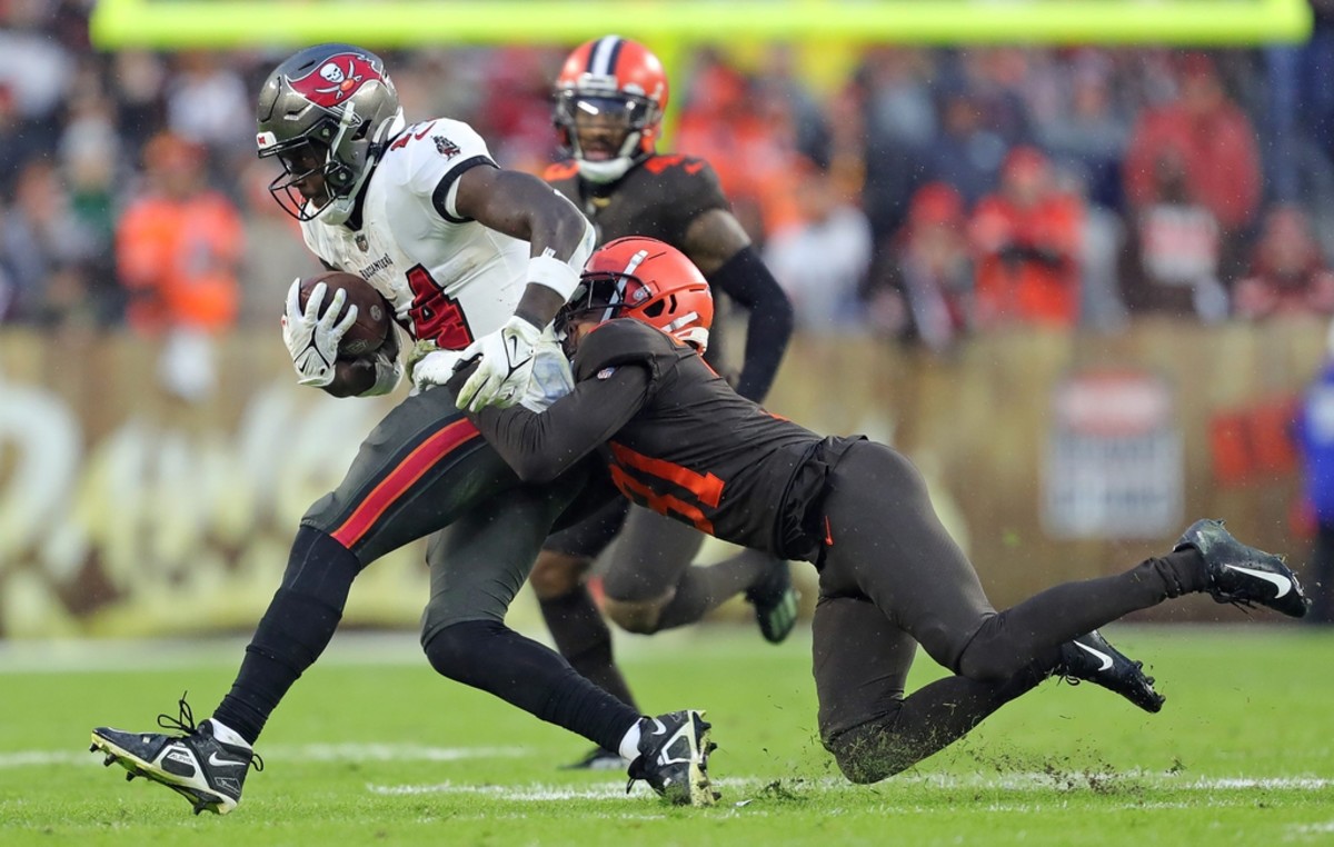 Cleveland Browns Re-Sign Two Exclusive Rights Players - Sports ...