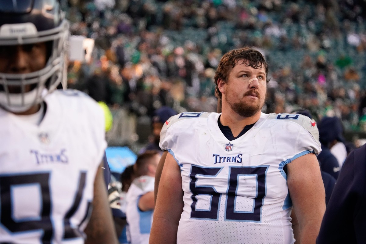 Tennessee Titans clean out lockers at end of 2022 season