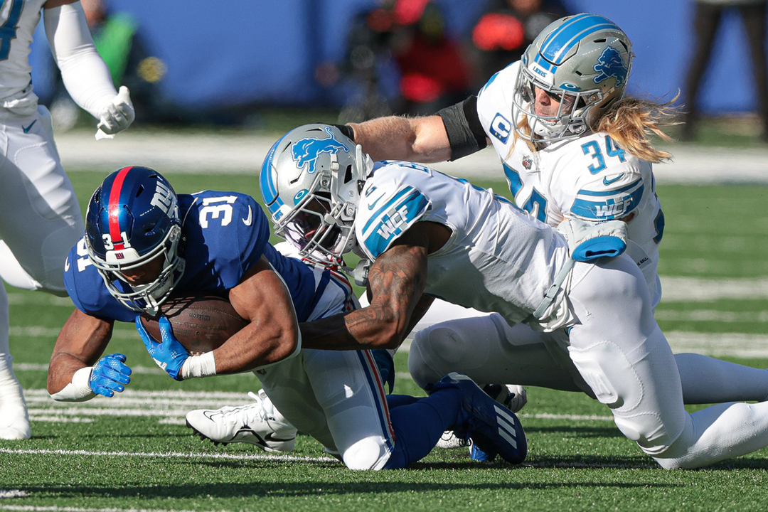 Lions' Alex Anzalone embraces change of pace during joint practice with  Giants 