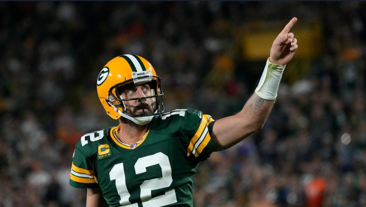 Rodgers says he plans to play Sunday when Packers face Bears – KGET 17