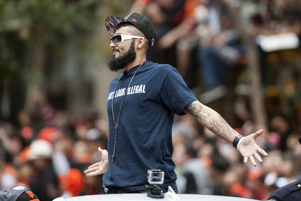 SF Giants on NBCS on X: Sergio Romo enters to 'El Mechón' for one last  time 😢  / X