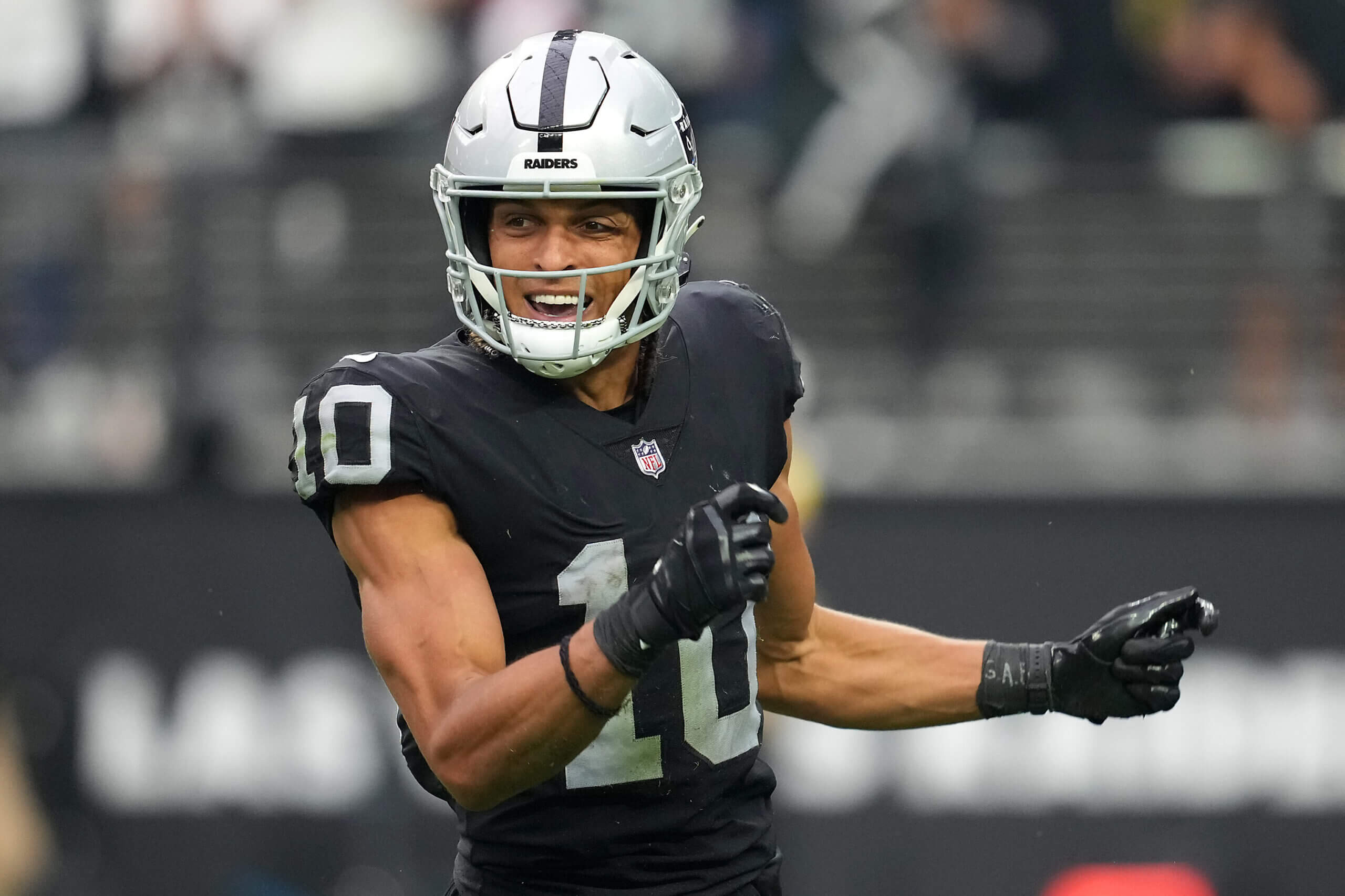 Atlanta Falcons to Sign Ex Las Vegas Raiders WR Mack Hollins; Starter in  2023? - Sports Illustrated Atlanta Falcons News, Analysis and More