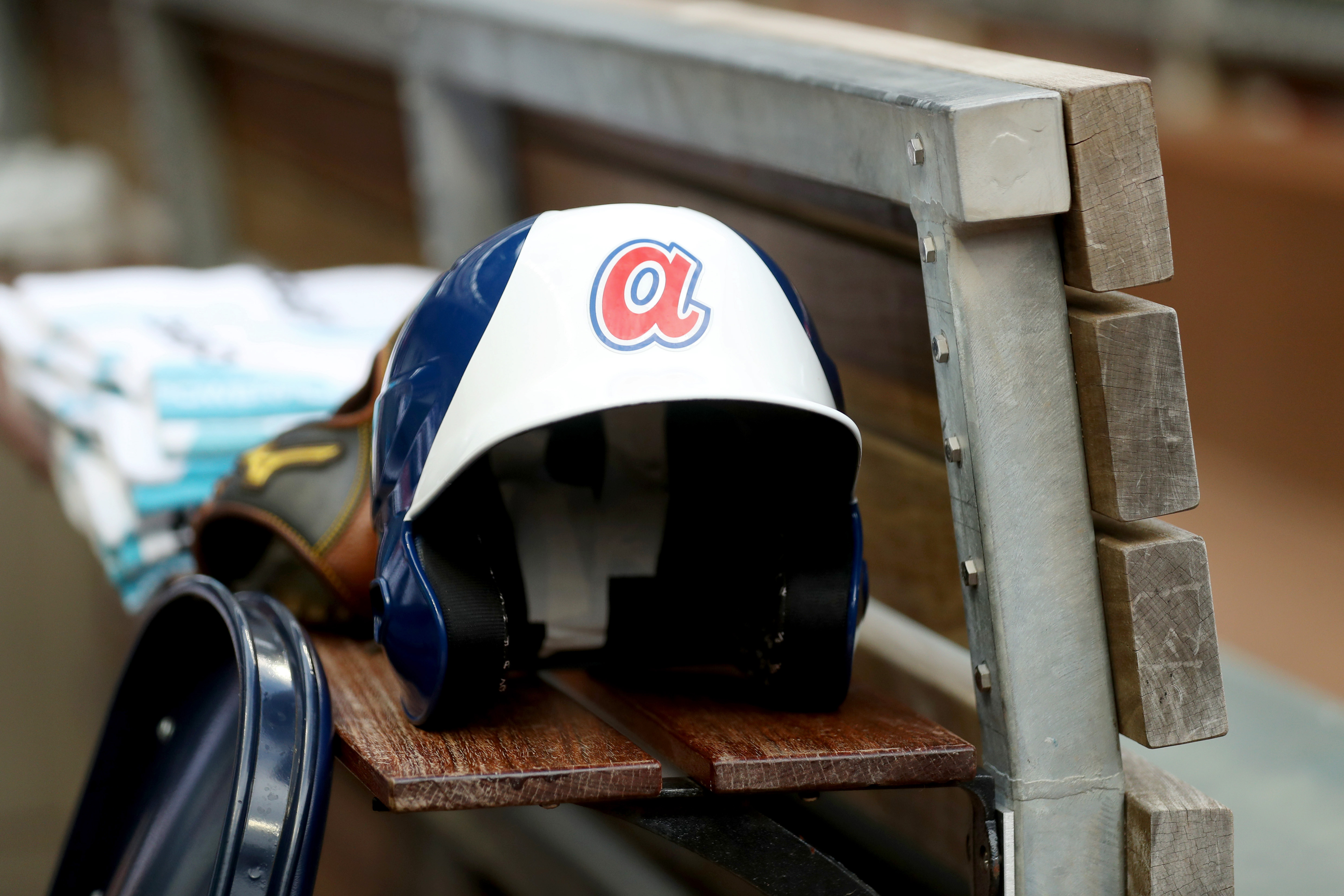 Atlanta Braves - MLB Team Logo Hard Hat Helmet