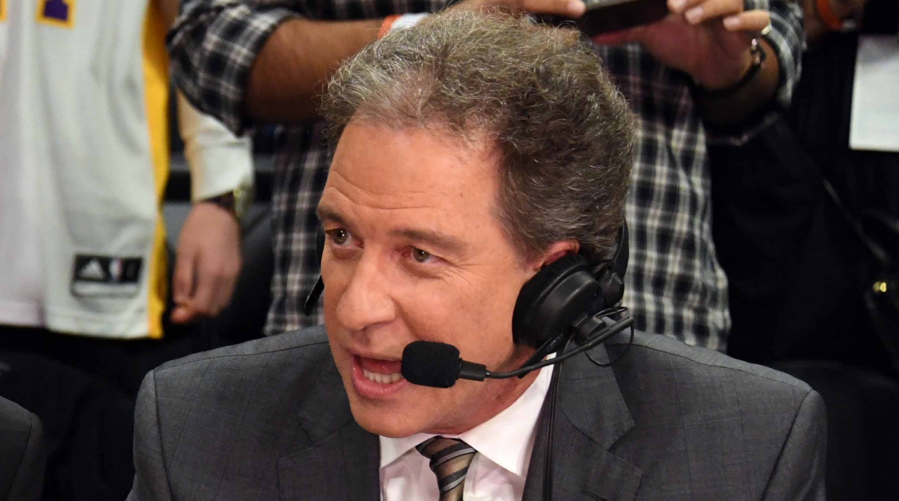 CBS' excitable Kevin Harlan isn't perfect but is right choice to