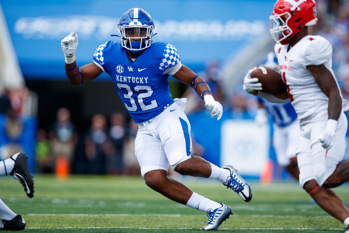 Who's Up Next for Kentucky Football's Defense; Notes From Defensive ...