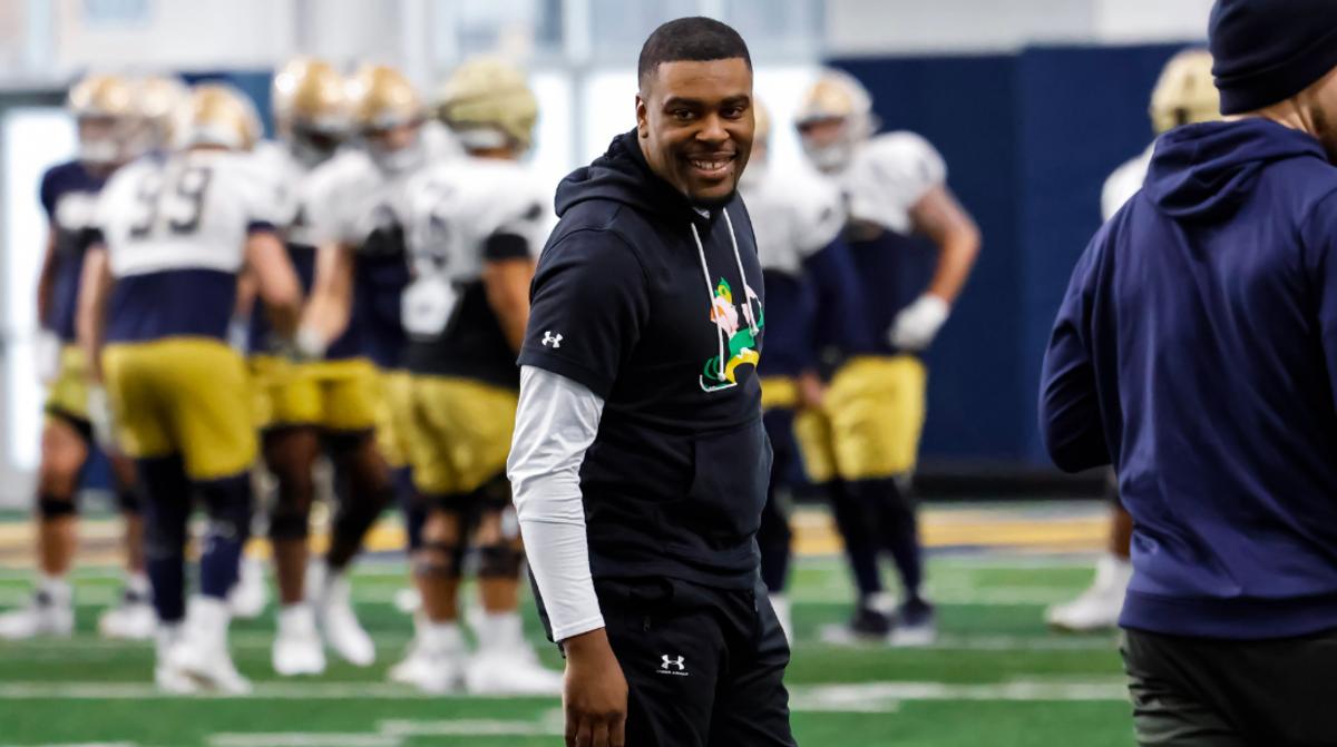 Notre Dame Offers 2025 Detroit Athlete Alex Graham Sports Illustrated