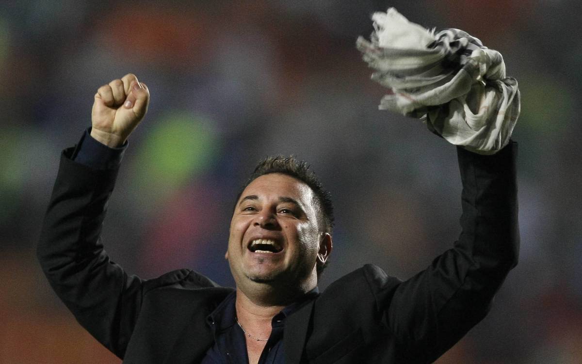 Antonio Mohamed festejando título con el Tijuana