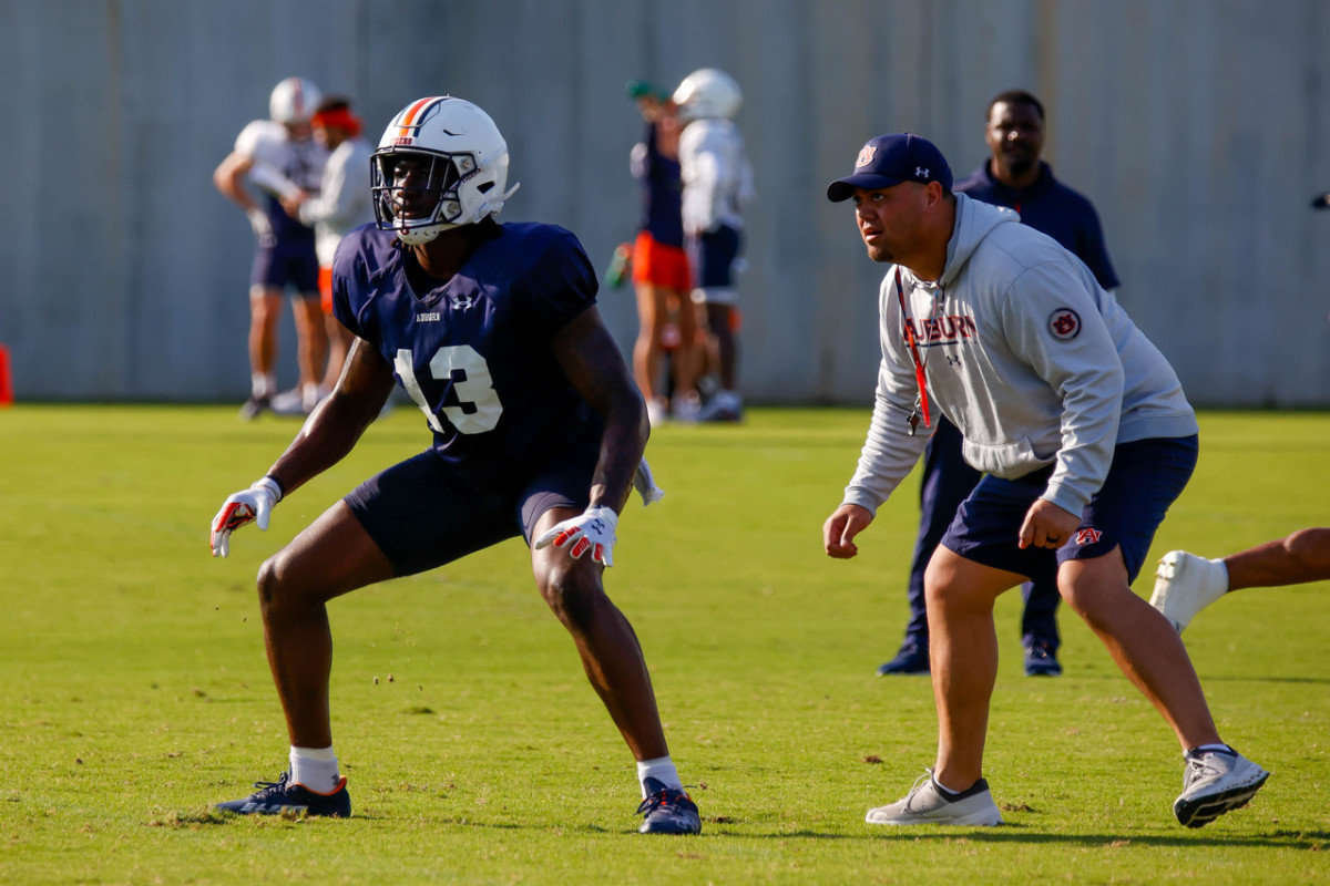 Auburn football sources share 10 players that could have a HUGE fall camp