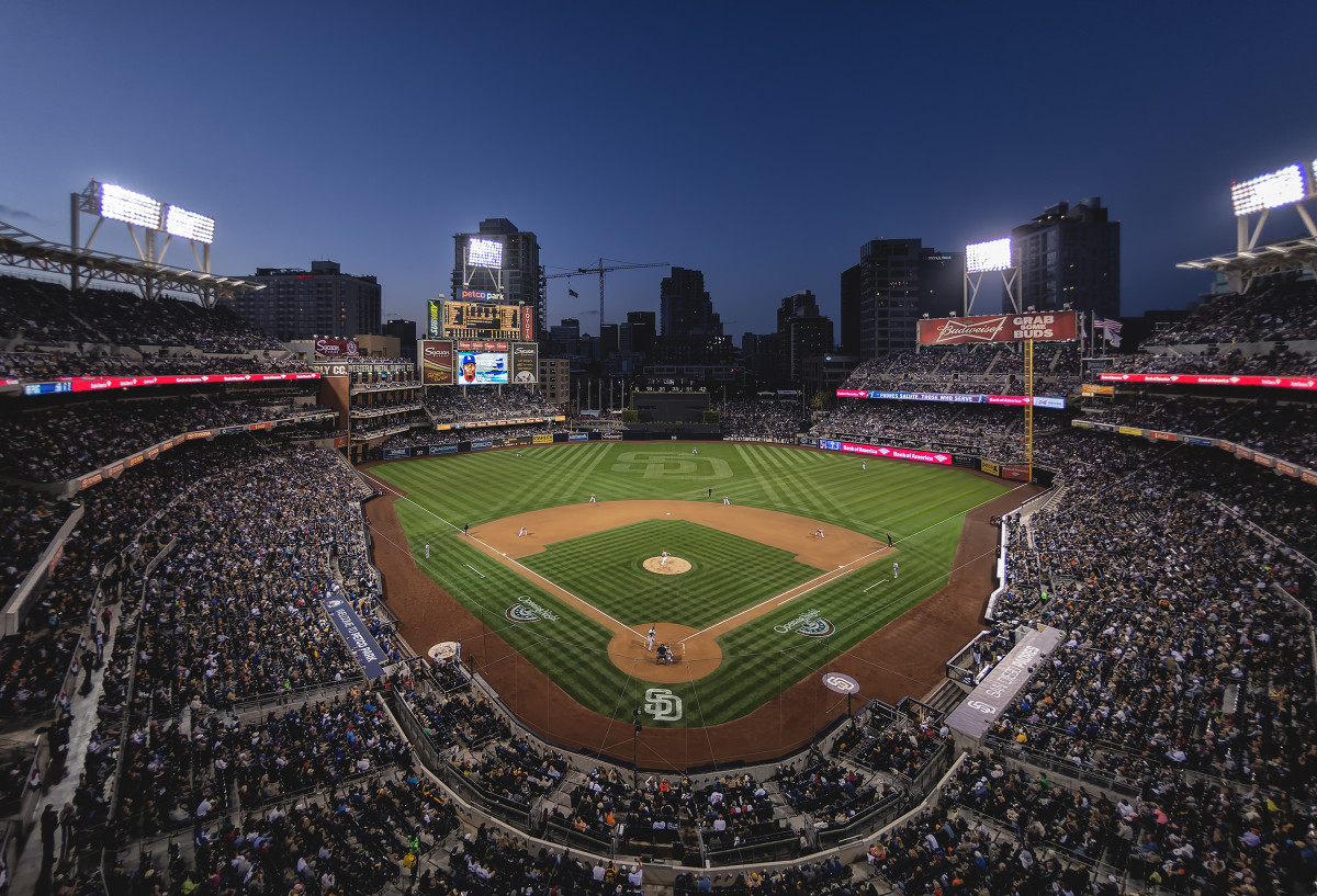 The 5 Worst Stadiums in All of Major League Baseball