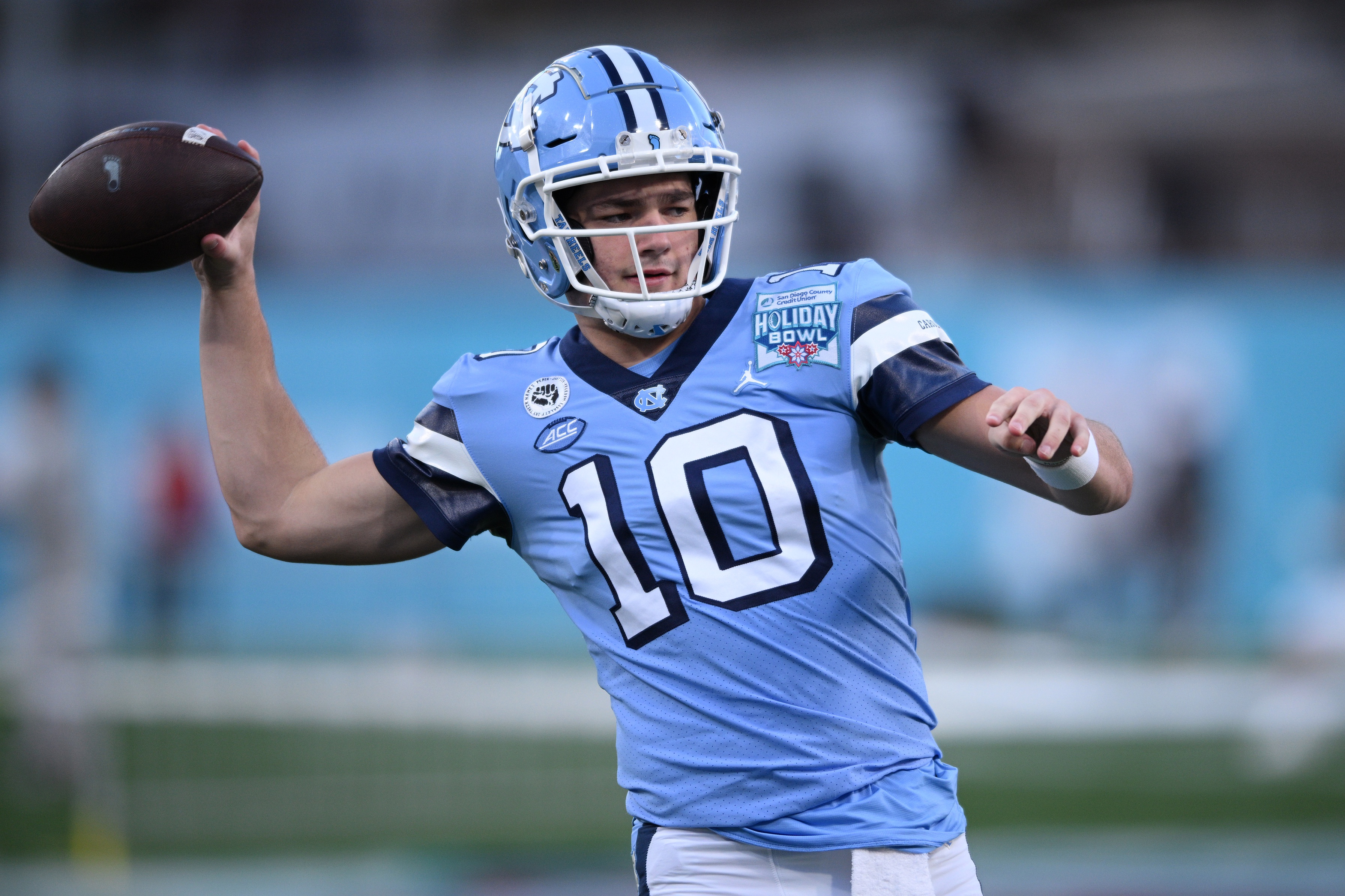 Tennessee Titans Dominate Cincinnati Bengals in Style, Roll to 27-3 Rout to  Even Record - Sports Illustrated Tennessee Titans News, Analysis and More