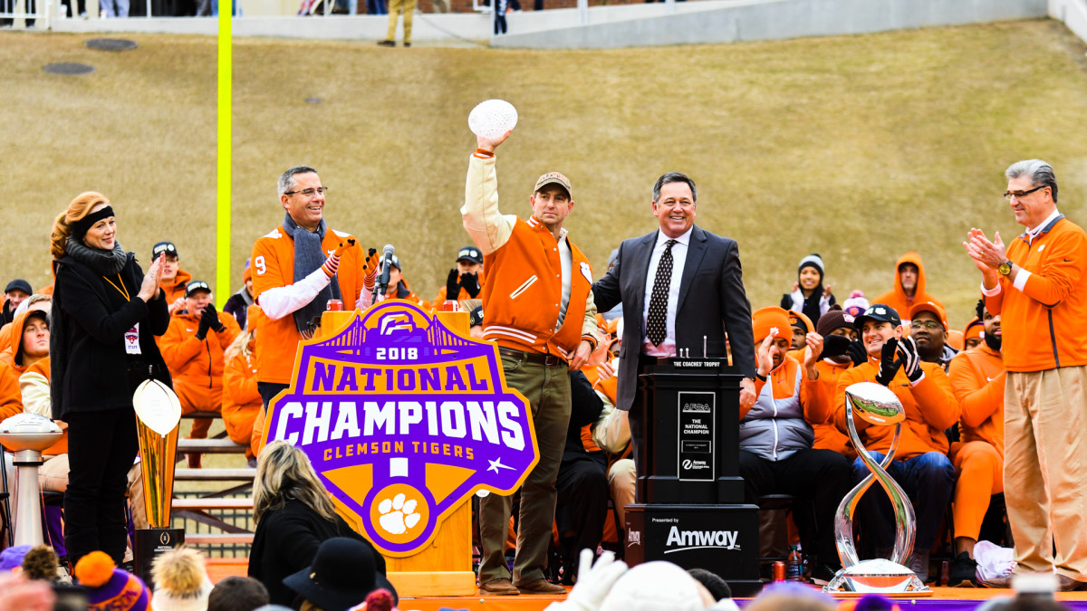 Clemson Football: Tigers rank top 10 in ESPN's updated class rankings