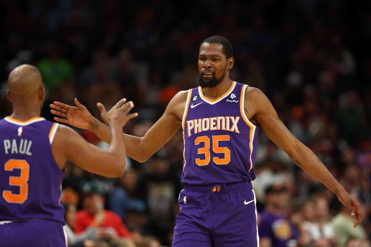Kevin Durant, Phoenix Suns Hope to Keep Building as Regular Season