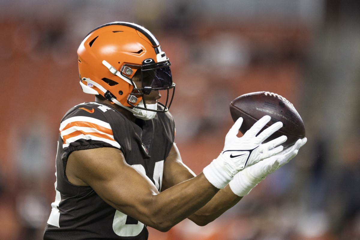 Report: Colts Agree to Terms With Former Browns Tight End Pharaoh Brown -  Stampede Blue