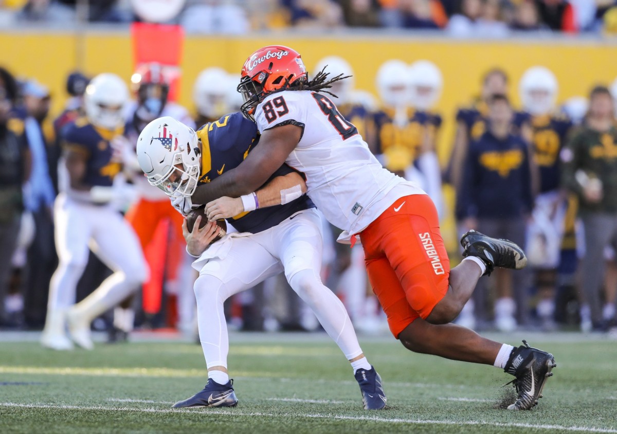 MORGANTOWN, WV - NOVEMBER 06: Oklahoma State Cowboys Running Back