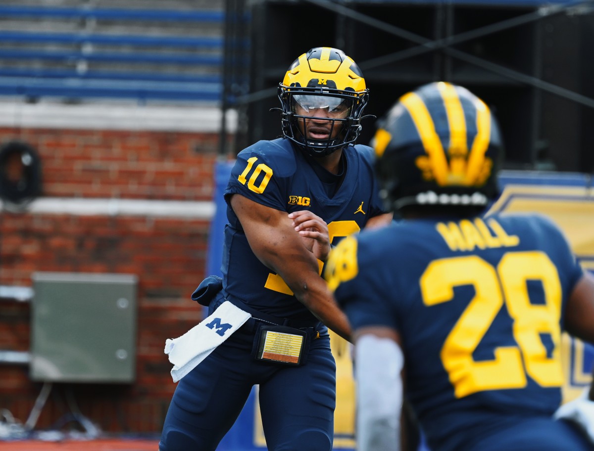 Michigan football freshman Benjamin Hall makes 247Sports list of freshmen  to watch in 2023 - Sports Illustrated Michigan Wolverines News, Analysis  and More