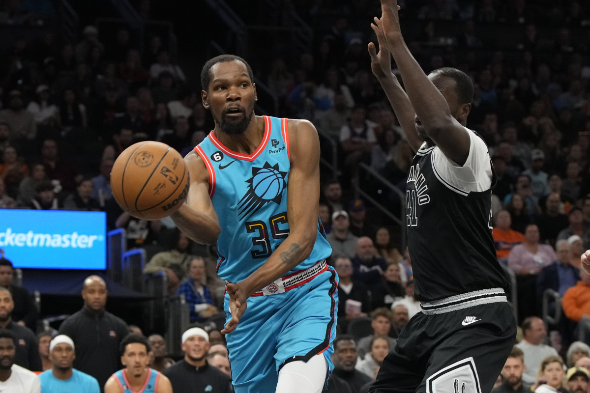 Phoenix Suns Improve to 7-0 With Kevin Durant in Win vs. San Antonio Spurs  - Sports Illustrated Inside The Spurs, Analysis and More