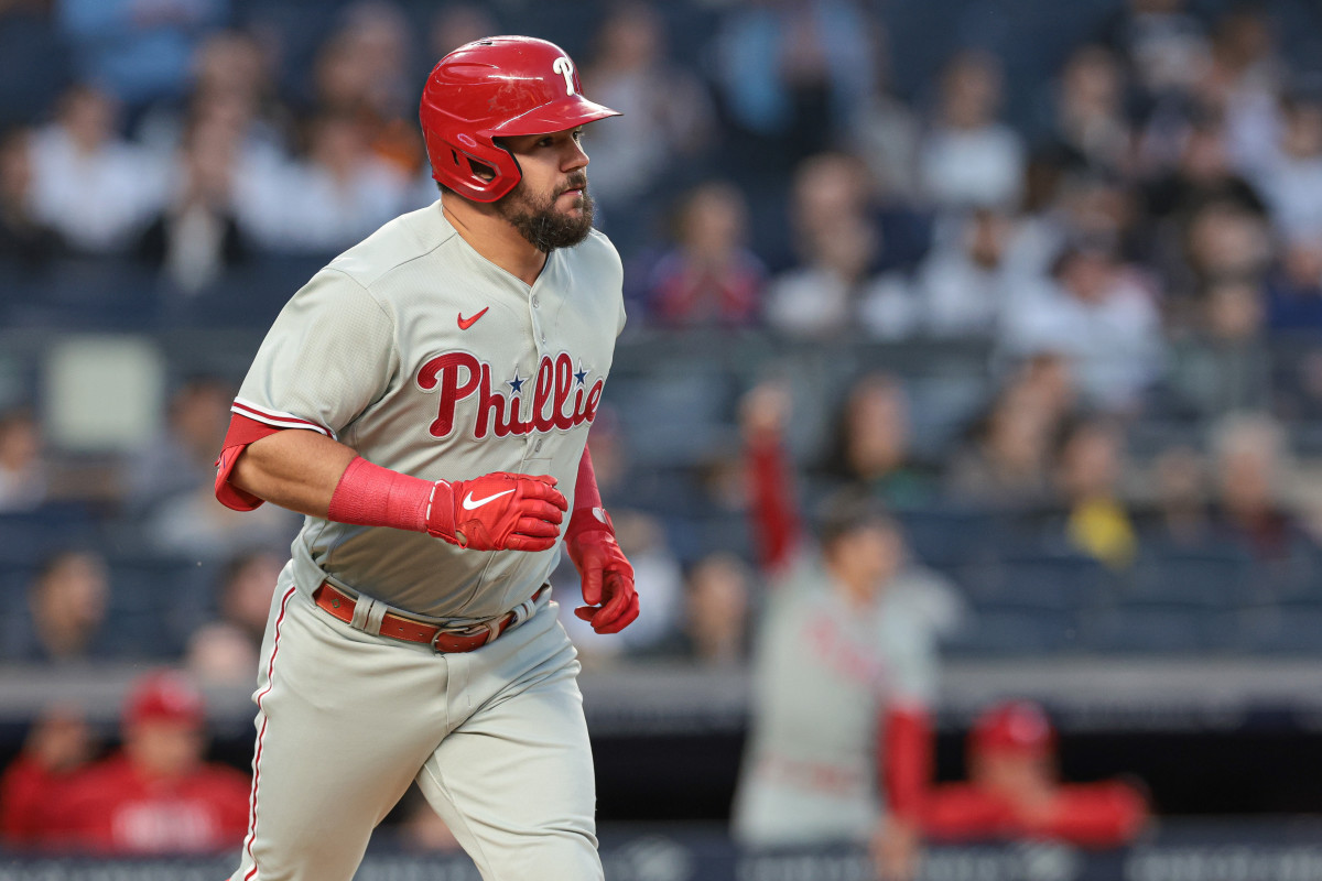 Kyle Schwarber torments former team in epic Phillies victory