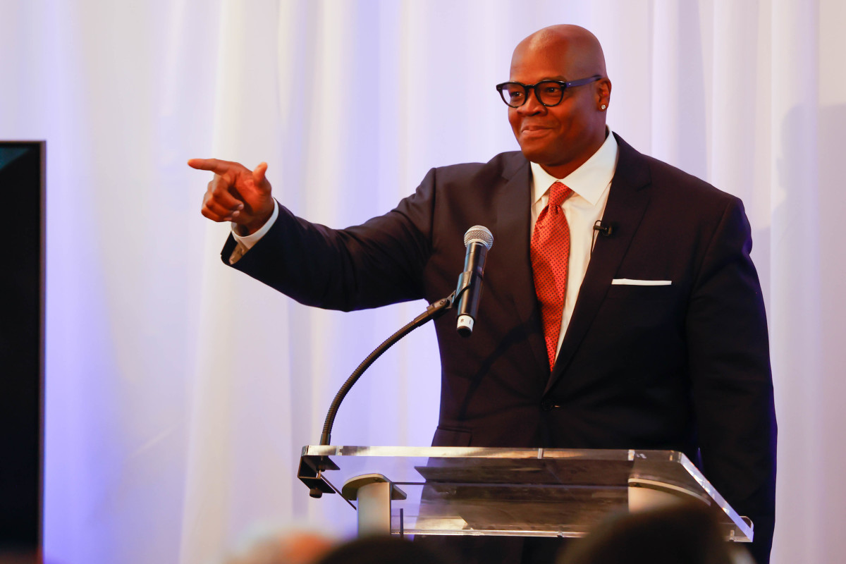 Frank Thomas: What to know about Auburn baseball legend before statue