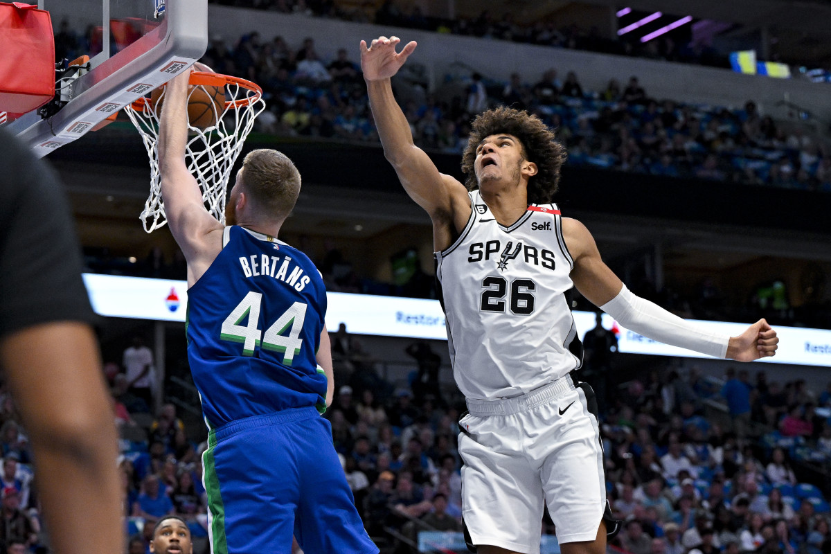 San Antonio Spurs Close Out Season With Big Win Over Dallas Mavericks ...