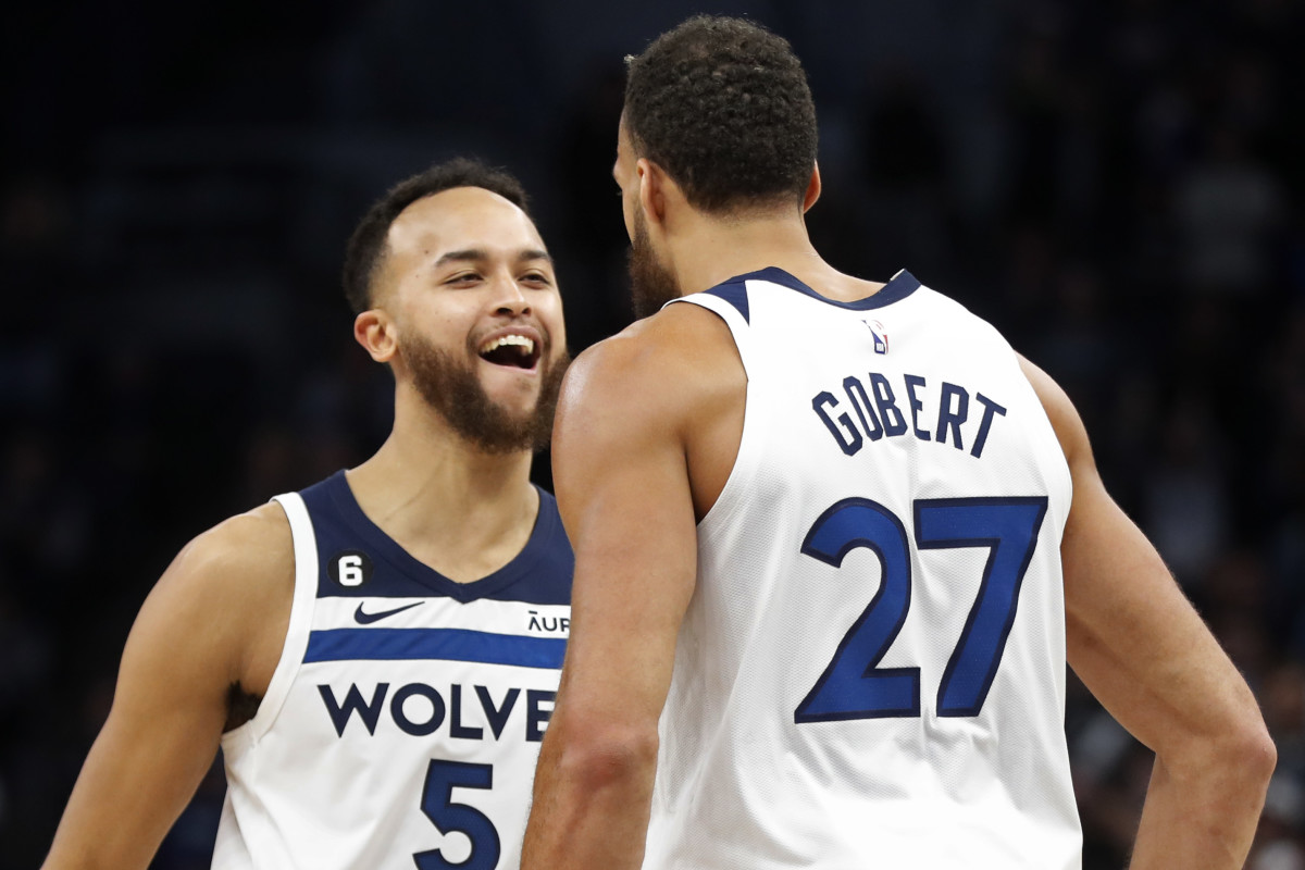 Rudy Gobert punches Kyle Anderson, Minnesota Timberwolves teammate, in NBA  game
