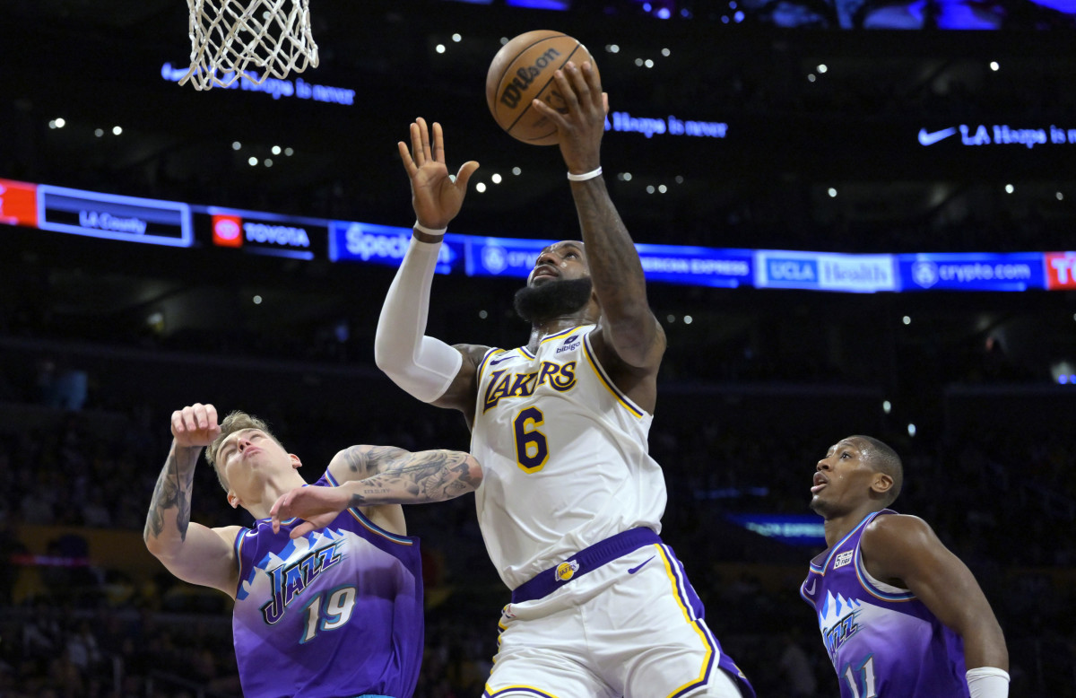 Lakers Jazz Final Score LA Survives Another Hard Fought Battle Against