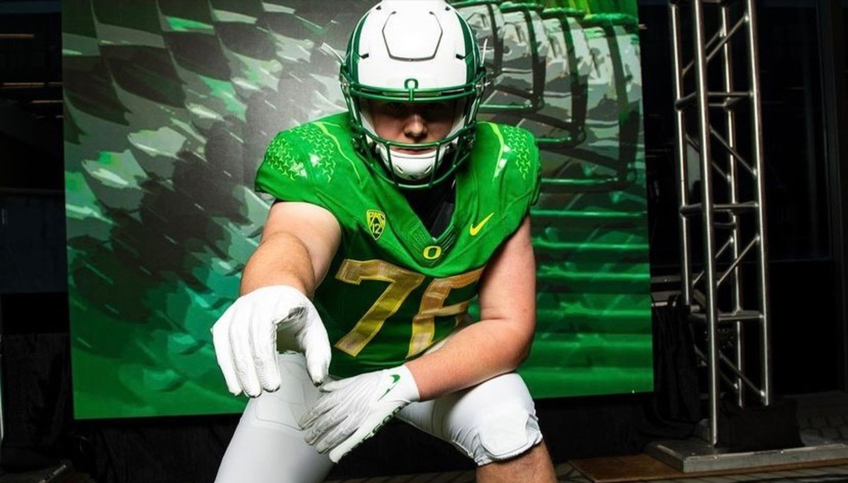 Oregon Recruiting 2024 Offensive Tackle Trent Ferguson Commits to