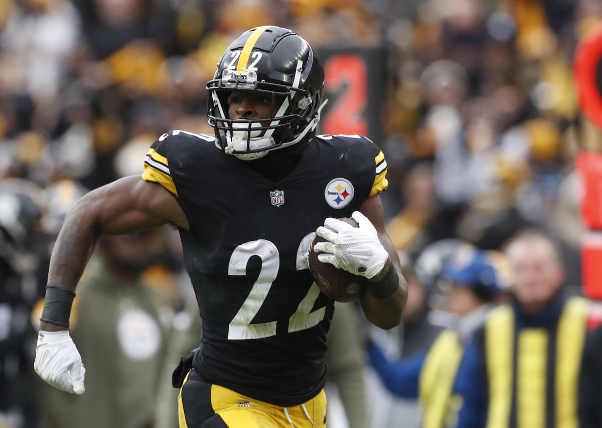 Pittsburgh Steelers' Najee Harris Believed to Be NFL's Best RB in 2023