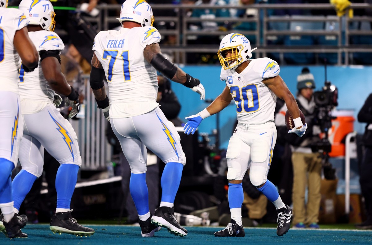 Chargers News: NFL Insider Suggests LA Trades Pro Bowl WR - Sports  Illustrated Los Angeles Chargers News, Analysis and More