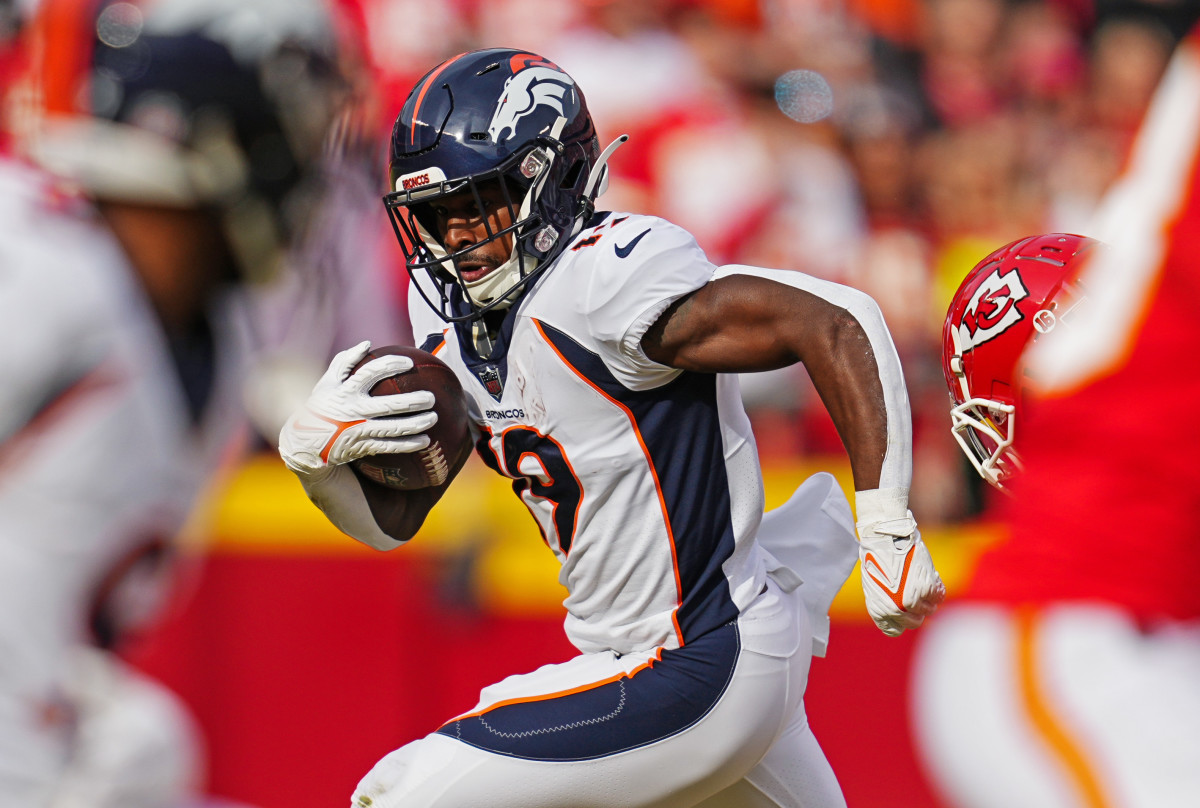 How does running back Chase Edmonds fit into the Broncos backfield? -  Denver Sports