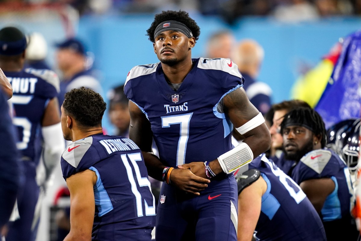 Three Titans in the Spotlight as Offseason Workouts Begin - Sports ...