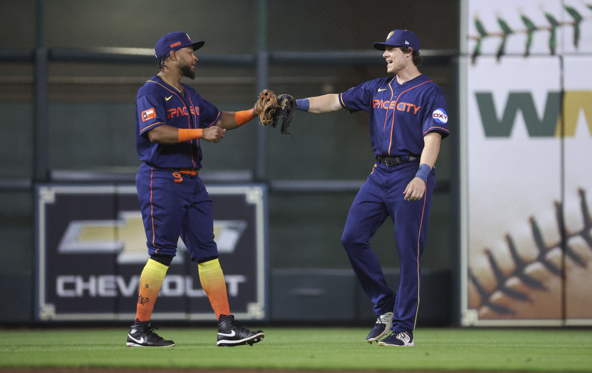 houston-astros-tv-situation-steady-in-comparison-to-wild-ride-texas