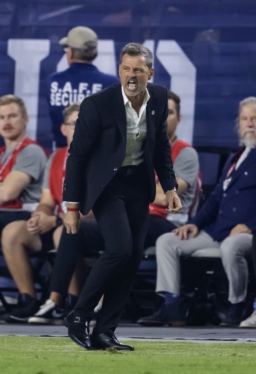 Diego Cocca dirigió su tercer partido con México ante Estados Unidos con empate 1-1