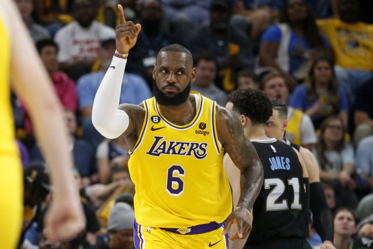 LeBron James' Injury Status for Lakers vs Grizzlies Game 3 Revealed ...