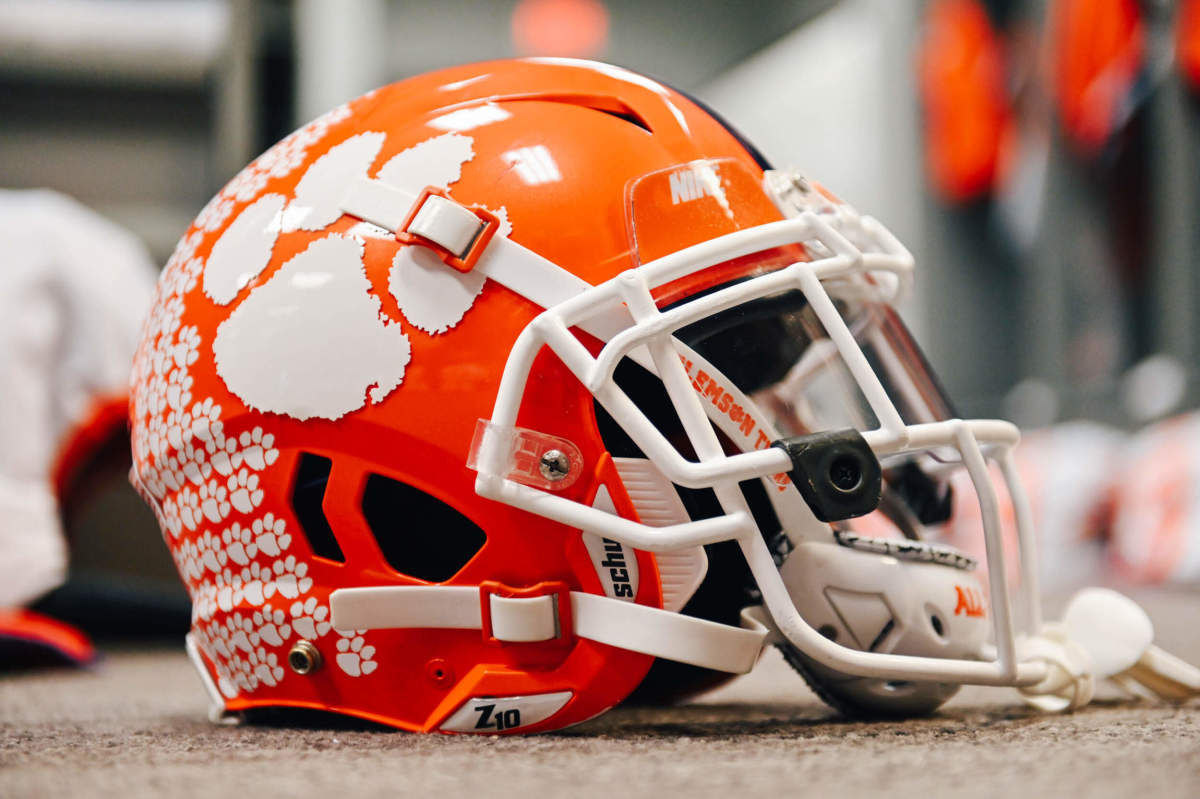 Three losses in 2023? Win total projection update for Clemson Football