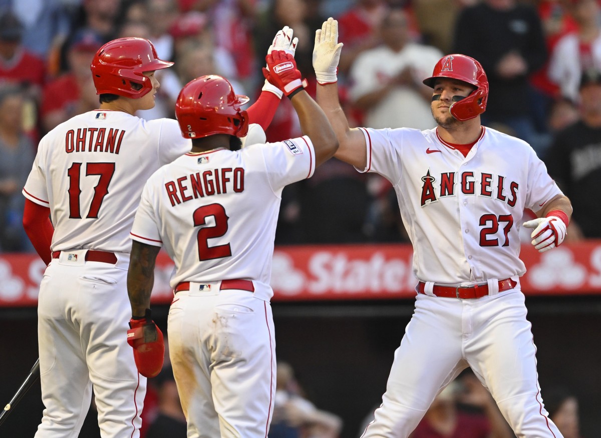 Mike Trout Expects to be 'Wearing an Angels Uniform in the Spring' - Los  Angeles Angels