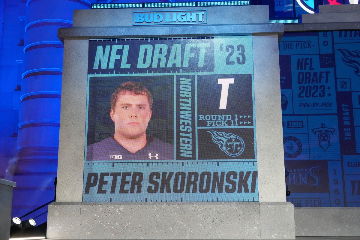 Tennessee Titans Select OT Peter Skoronski in 1st Round of 2023 NFL Draft -  Sports Illustrated Tennessee Titans News, Analysis and More