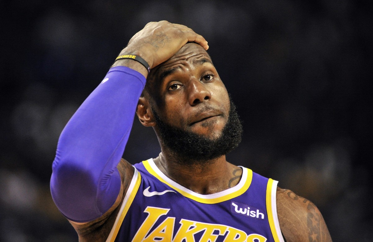 LeBron James' Injury Status For Grizzlies-Lakers Game - Fastbreak On ...