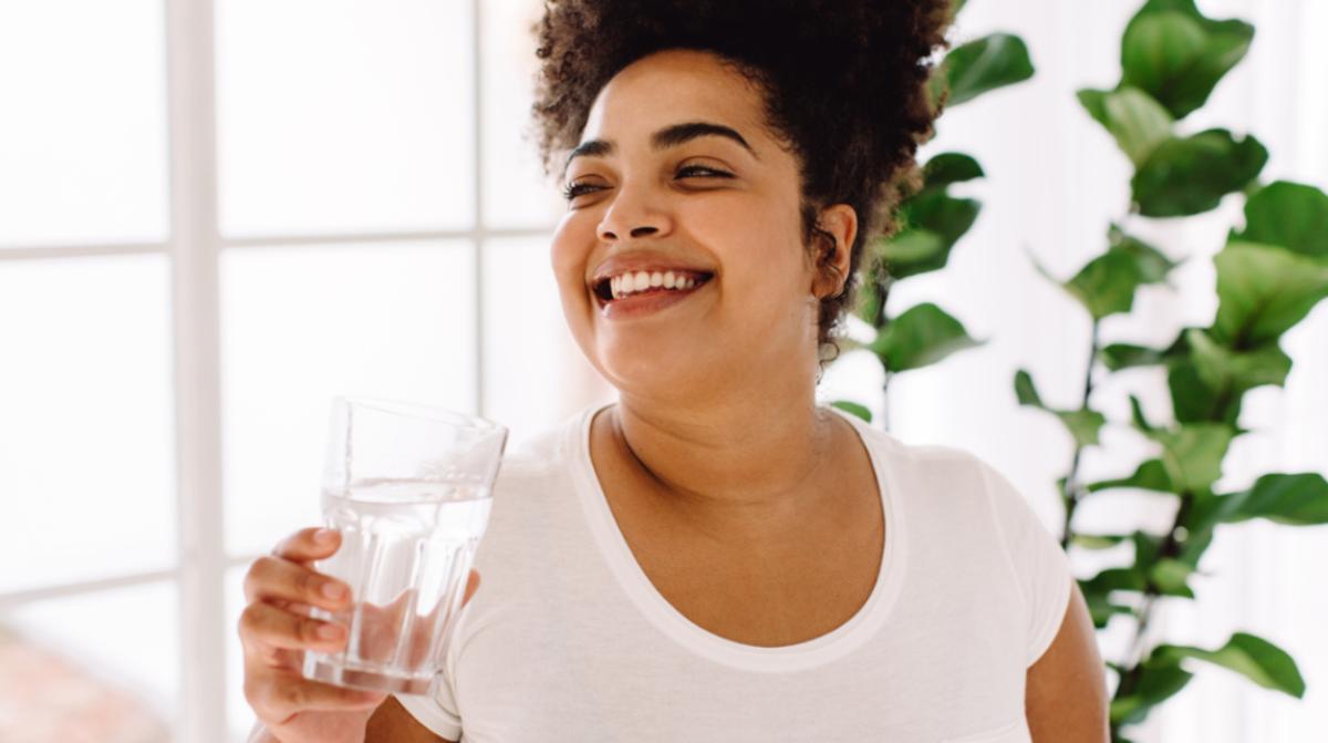 Yes, drinking more water may help you lose weight